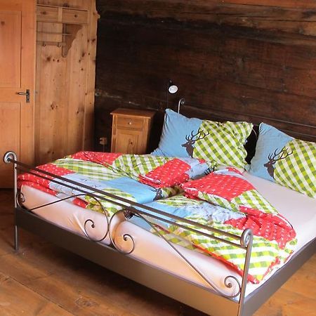 Ferienwohnung Graubuenden/ Castiel Eksteriør billede